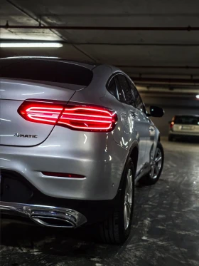Mercedes-Benz GLC 250 9G SPORT COUPE! 4MATIC, KAMERA, AMBIENT, FULL LED! | Mobile.bg    5