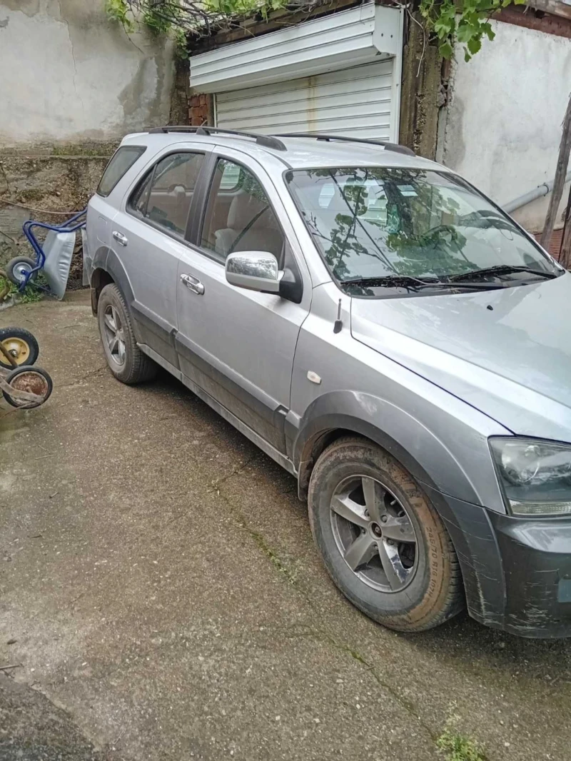 Kia Sorento, снимка 2 - Автомобили и джипове - 48927811