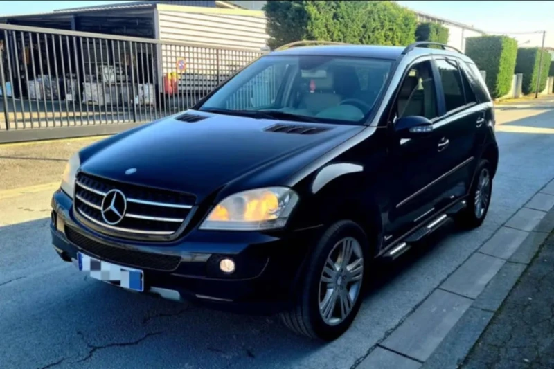 Mercedes-Benz ML 320, снимка 8 - Автомобили и джипове - 49379175