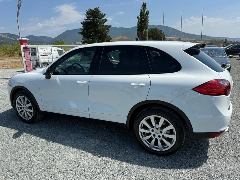 Porsche Cayenne (KATO НОВА), снимка 9 - Автомобили и джипове - 51148716
