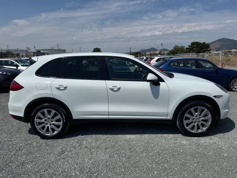 Porsche Cayenne (KATO НОВА), снимка 4 - Автомобили и джипове - 51148716
