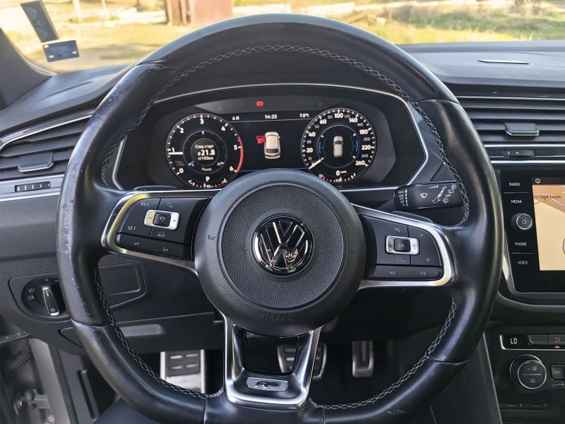 VW Tiguan 2.0 150к.с R-line, снимка 8 - Автомобили и джипове - 52569325