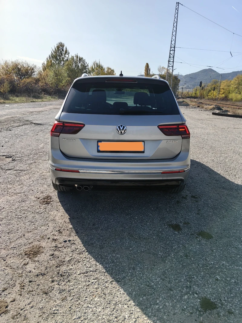 VW Tiguan 2.0 150к.с R-line, снимка 4 - Автомобили и джипове - 52569325