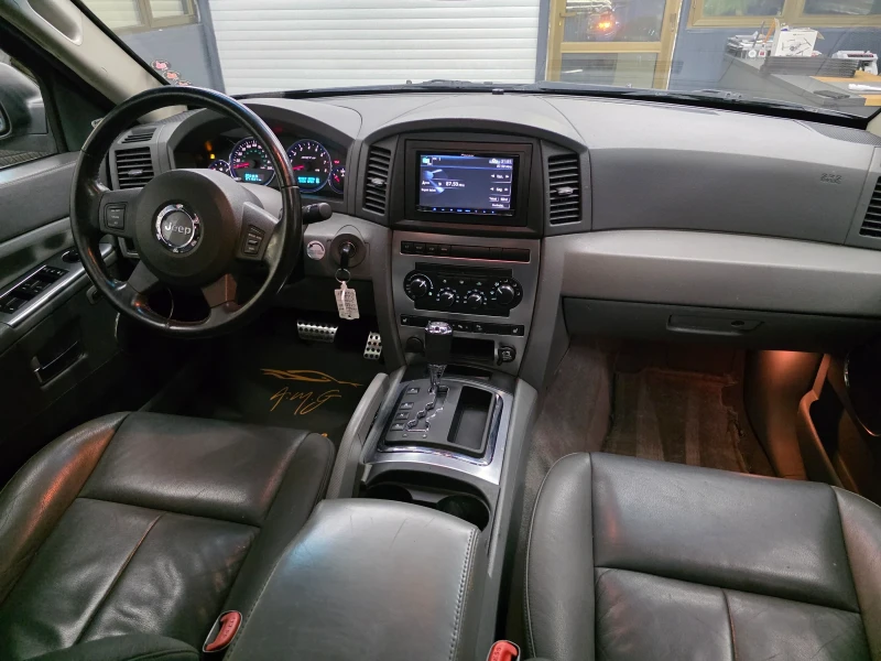 Jeep Grand cherokee SRT 6.1 Hemi Kamera DLS, снимка 9 - Автомобили и джипове - 52620844