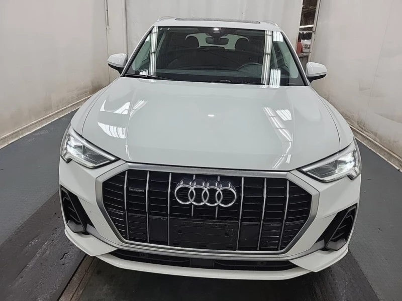 Audi Q3 2022 PROGRESSIV * CARFAX * БЕЗ ПЪРВОНАЧАЛНА ВНОСКА, снимка 2 - Автомобили и джипове - 53005077