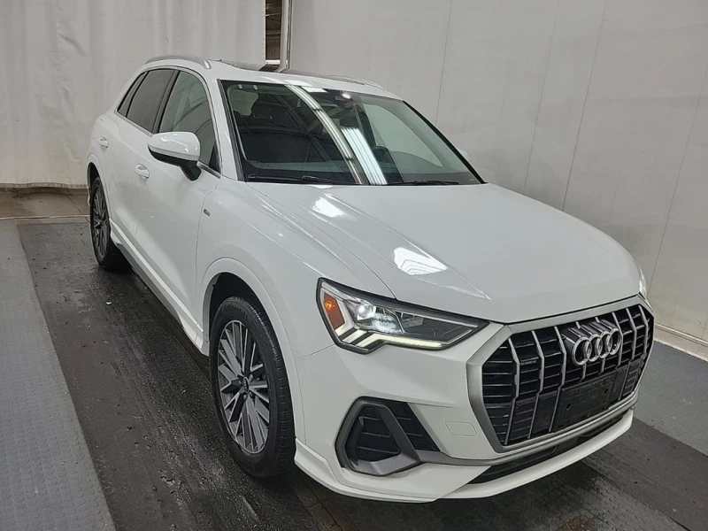 Audi Q3 2022 PROGRESSIV * CARFAX * БЕЗ ПЪРВОНАЧАЛНА ВНОСКА, снимка 3 - Автомобили и джипове - 53005077