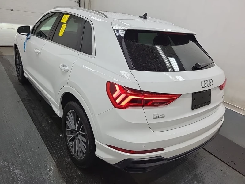 Audi Q3 2022 PROGRESSIV * CARFAX * БЕЗ ПЪРВОНАЧАЛНА ВНОСКА, снимка 6 - Автомобили и джипове - 53005077