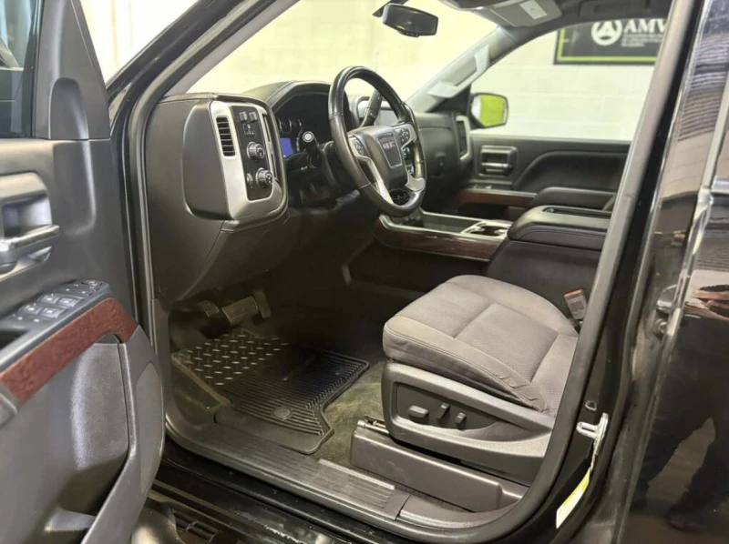 Gmc Sierra 1500 SLE ELEVATION 4WD, снимка 7 - Автомобили и джипове - 53404298
