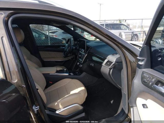 Mercedes-Benz GL 550 4MATIC* AMG Pack* HARMAN/KARDON* ПОДГРЕВ - изображение 7