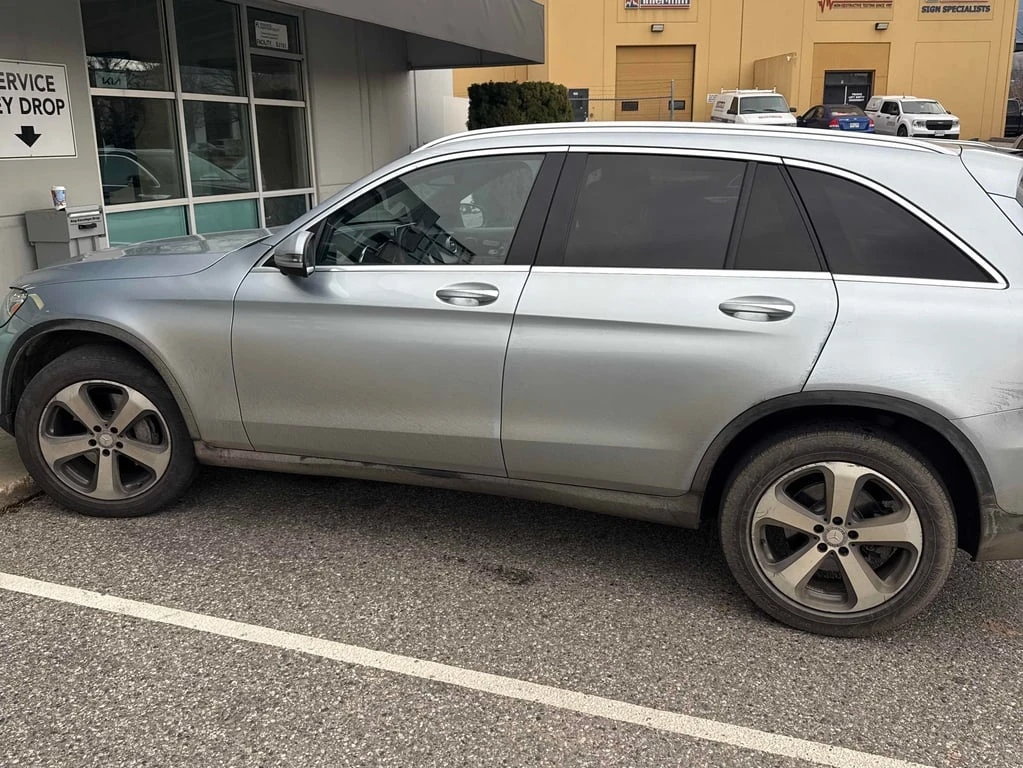 Mercedes-Benz GLC 300 * CARFAX * БЕЗ ПЪРВОНАЧАЛНА ВНОСКА - изображение 2