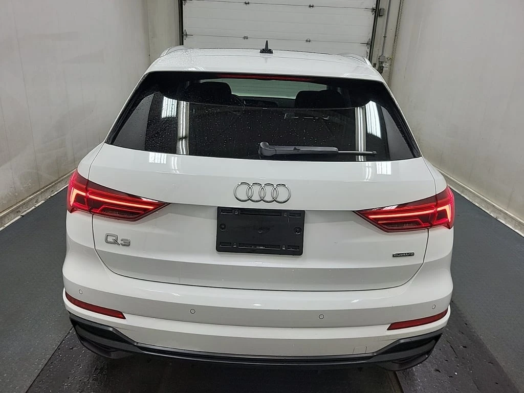 Audi Q3 2022 PROGRESSIV * CARFAX * ��� ������������ ������ | Mobile.bg � ����������� 5