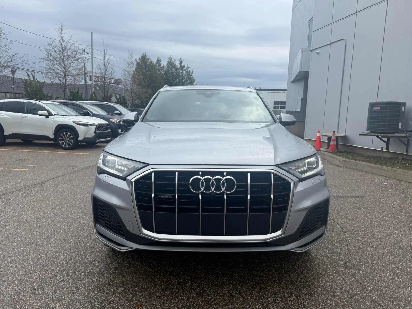 Audi Q7 CARFAX * АВТОКРЕДИТ * ПРОГНОЗНА ЦЕНА ДО БГ