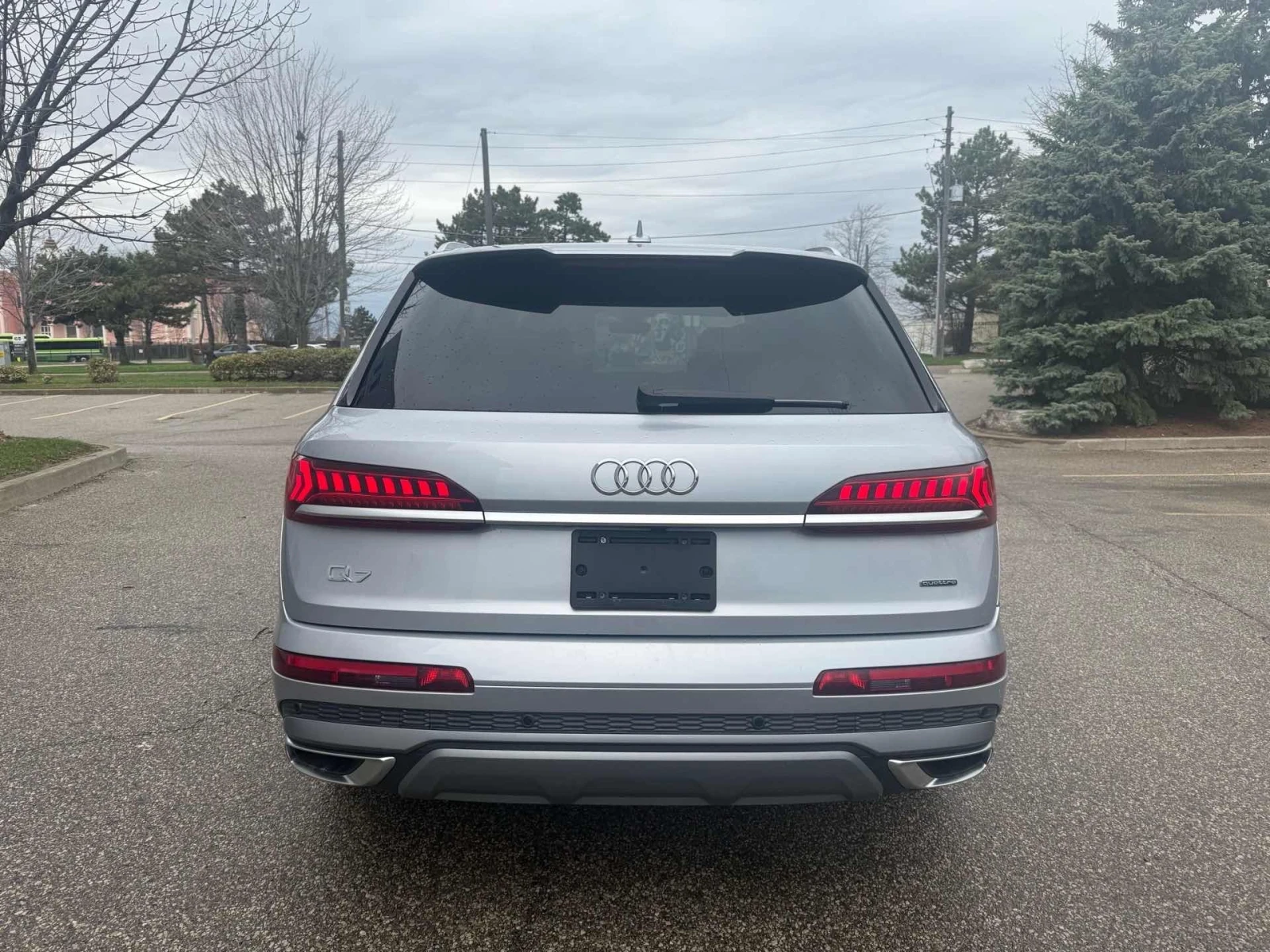 Audi Q7 CARFAX * АВТОКРЕДИТ * ПРОГНОЗНА ЦЕНА ДО БГ, снимка 4 - Автомобили и джипове - 54521264