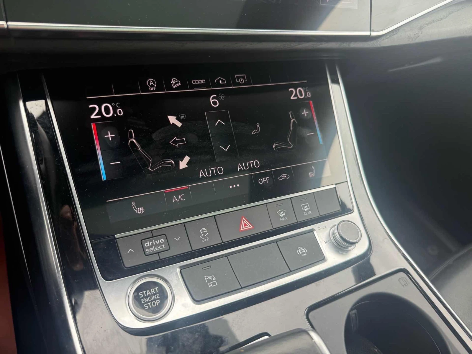 Audi Q7 CARFAX * АВТОКРЕДИТ * ПРОГНОЗНА ЦЕНА ДО БГ, снимка 8 - Автомобили и джипове - 54521264