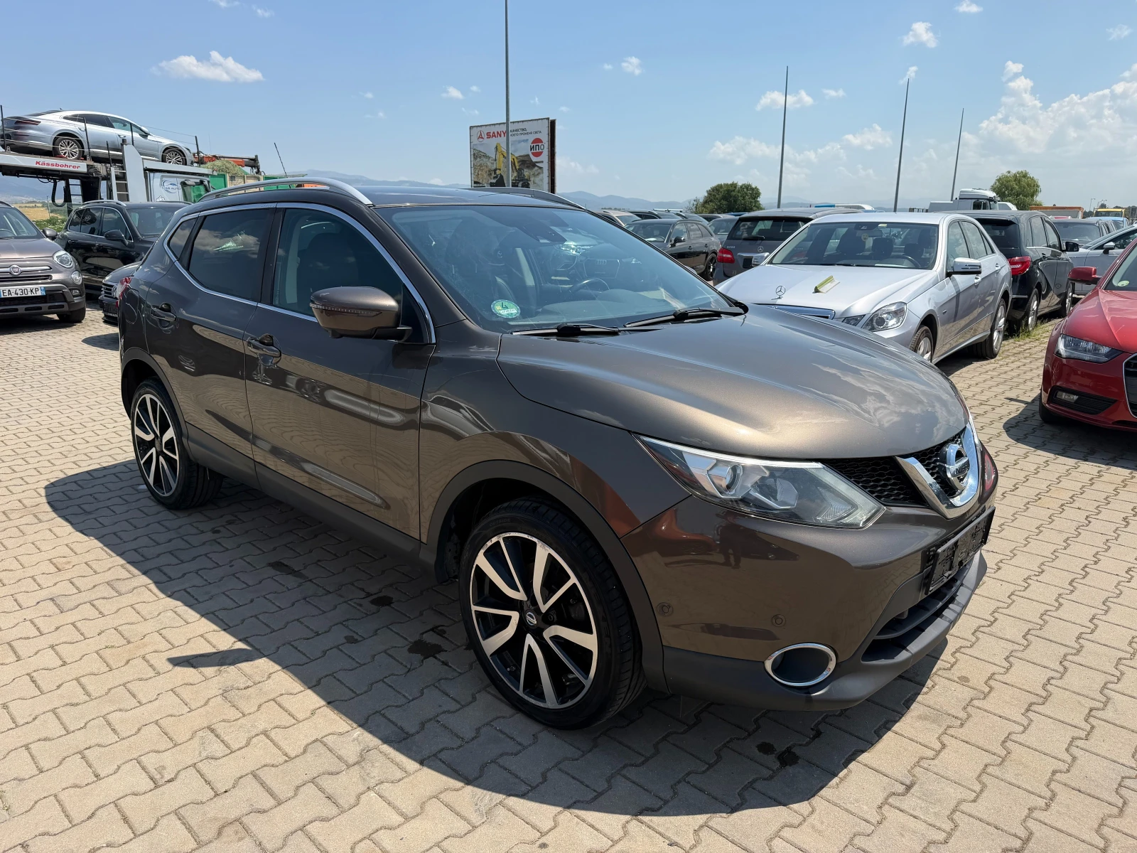 Nissan Qashqai 1.6DCI 4X4 KOJA/NAVI/KAMERA EURO 6, снимка 4 - Автомобили и джипове - 55101596
