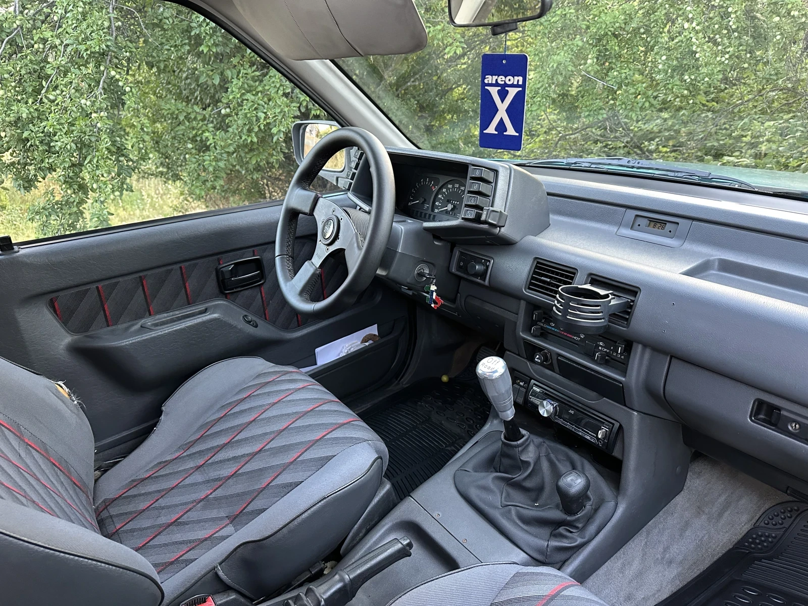 Opel Frontera 2.0i SPORT , снимка 6 - Автомобили и джипове - 55453337