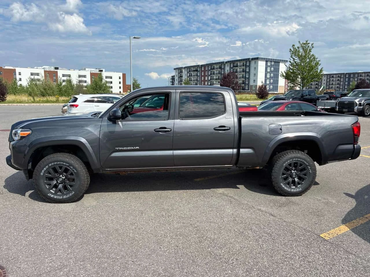 Toyota Tacoma * 4x4 Double Cab * АВТОКРЕДИТ БЕЗ ПЪРВОНАЧАЛНА * , снимка 2 - Автомобили и джипове - 55615007