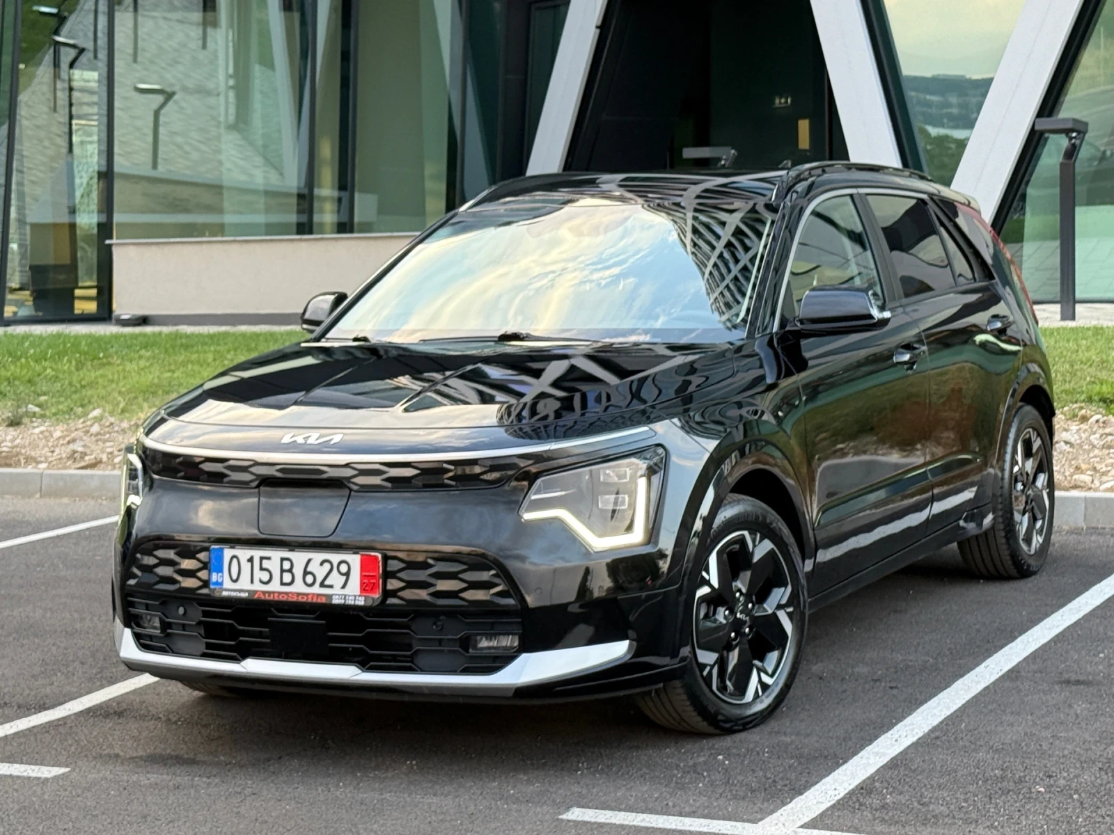 Kia Niro 64.8KWh/SOH100%/ГАРАНЦИЯ ДО 2032Г, снимка 1 - Автомобили и джипове - 55923305