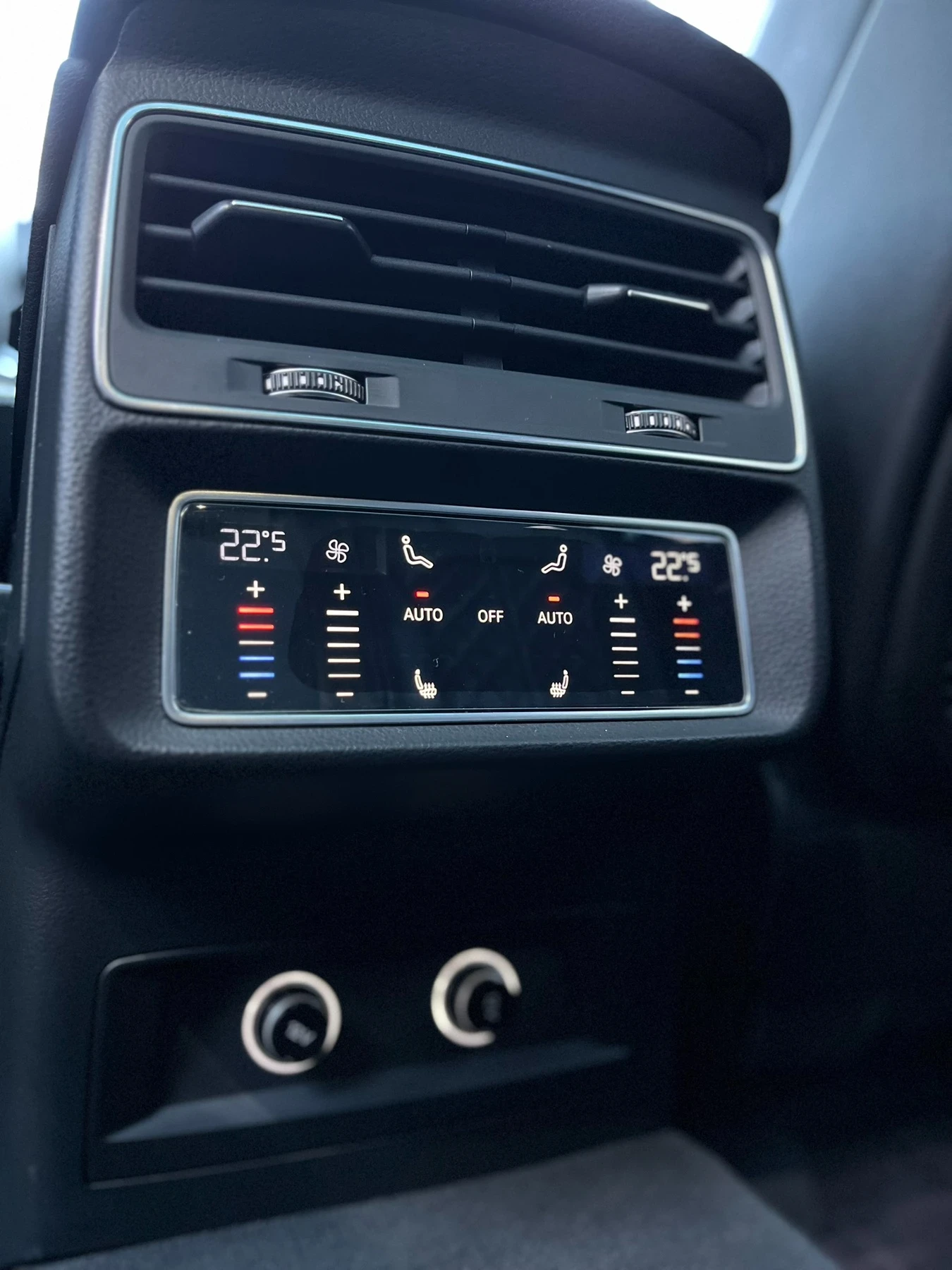 Audi Q7, снимка 9 - Автомобили и джипове - 56442623