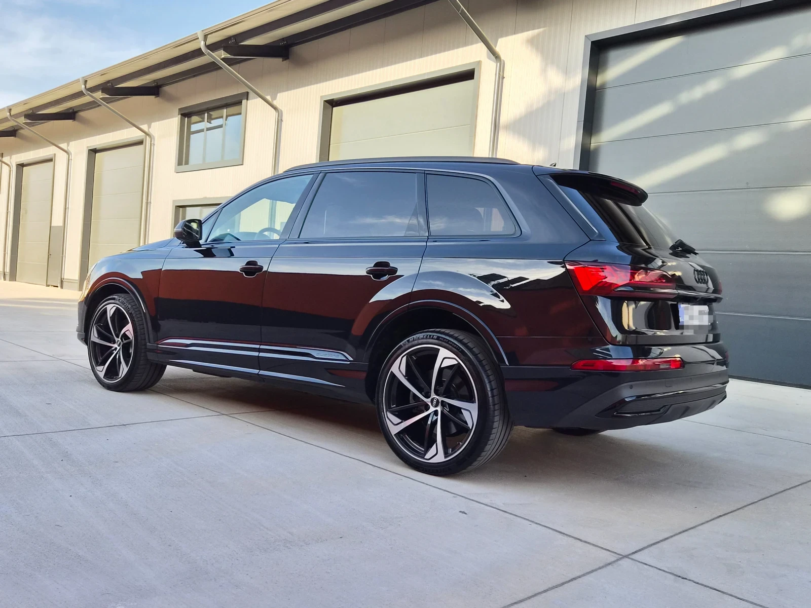 Audi Q7, снимка 6 - Автомобили и джипове - 56442623