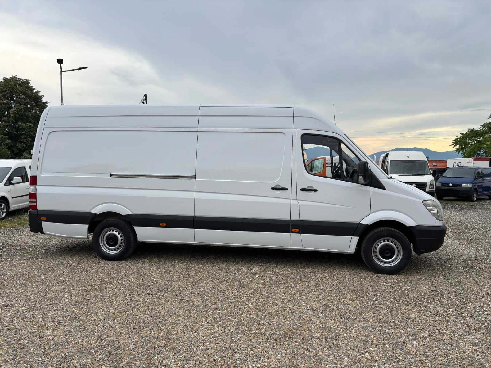 Mercedes-Benz Sprinter 313CDI MAXI EURO5 НАПЪЛНО ОБСЛУЖЕН, снимка 3 - Бусове и автобуси - 54870786