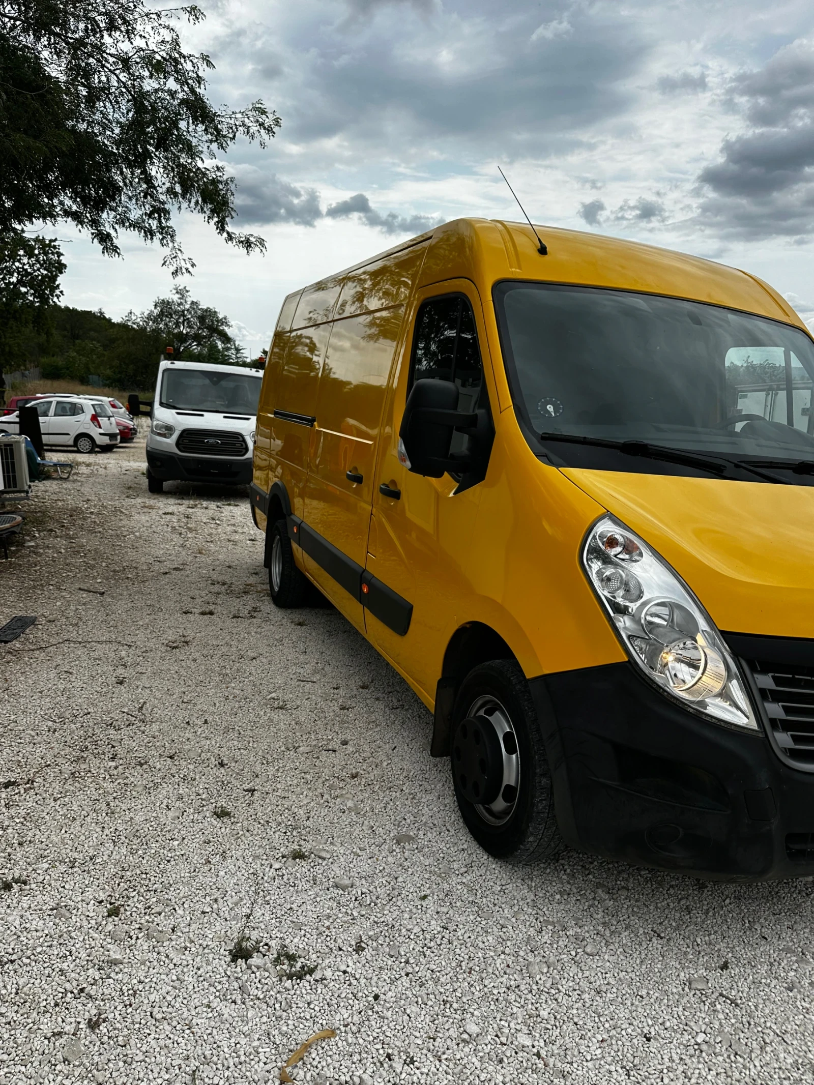 Renault Master 2.3DCI 165кс L3 двойна гума 3.5 т, снимка 2 - Бусове и автобуси - 55653556