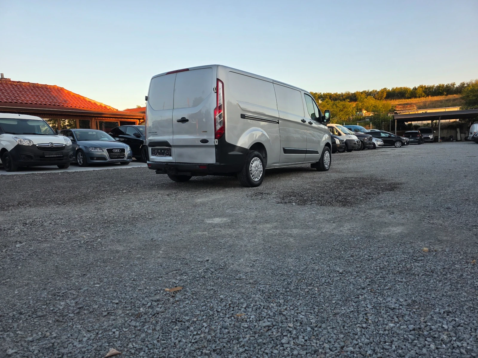 Ford Transit 2.2tdci Дълга база, снимка 8 - Бусове и автобуси - 55981976