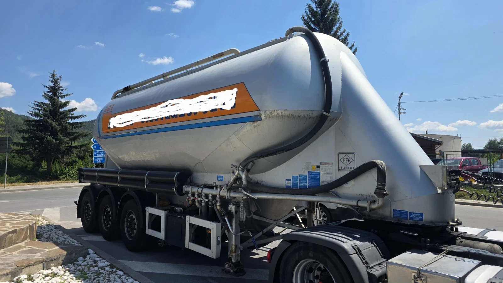 Полуремарке Feldbinder 35 куб.см., снимка 2 - Ремаркета - 55200712
