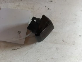 ����� �� �������� �� ������ ������ ������ ( ����) 8V0837167E ����� Audi A3