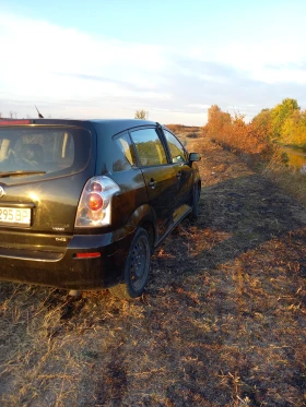 Toyota Corolla verso, снимка 3