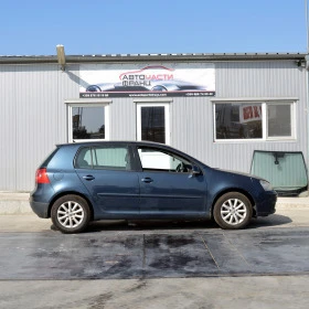 VW Golf 1.6 FSI, снимка 3