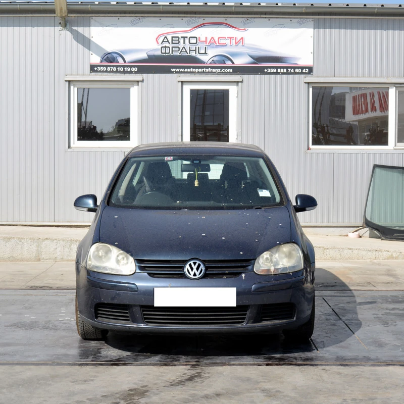 VW Golf 1.6 FSI, снимка 1 - Автомобили и джипове - 42444480