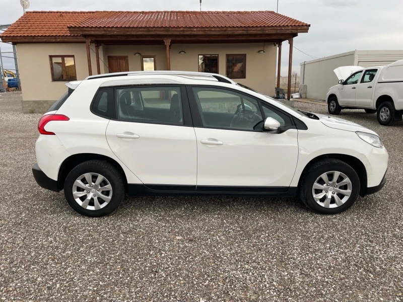 Peugeot 2008 1.2 VTi, снимка 8 - Автомобили и джипове - 43179555