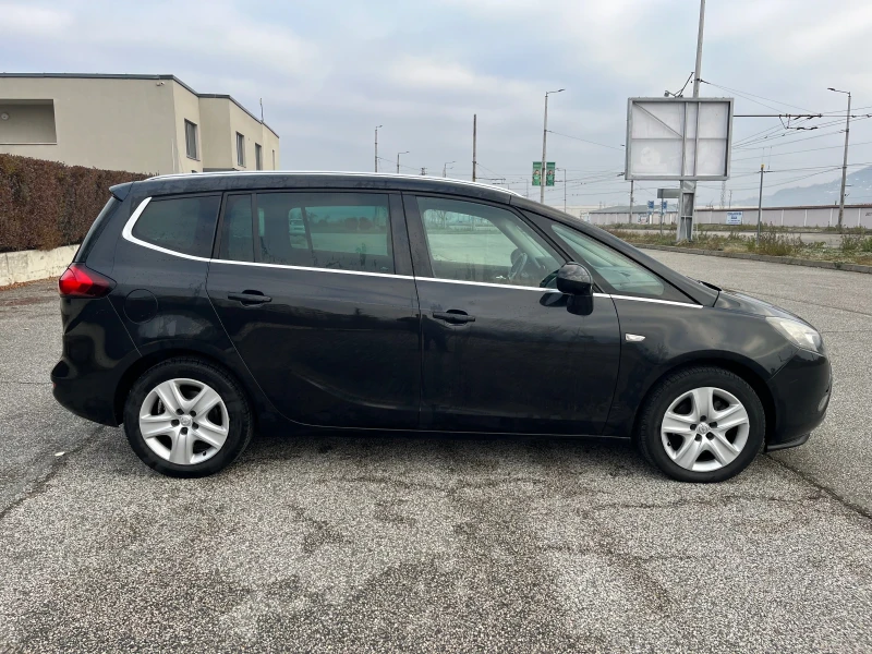 Opel Zafira 2.0CDTI, снимка 8 - Автомобили и джипове - 48324833