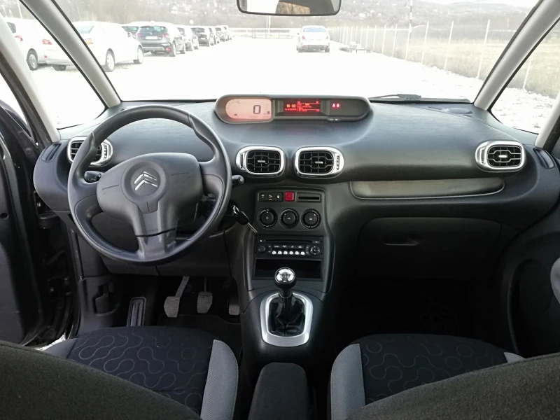 Citroen C3 Picasso 1.4i klima , снимка 13 - Автомобили и джипове - 49347171