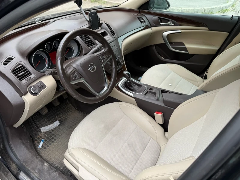 Opel Insignia ДИЗЕЛ, снимка 6 - Автомобили и джипове - 52167603
