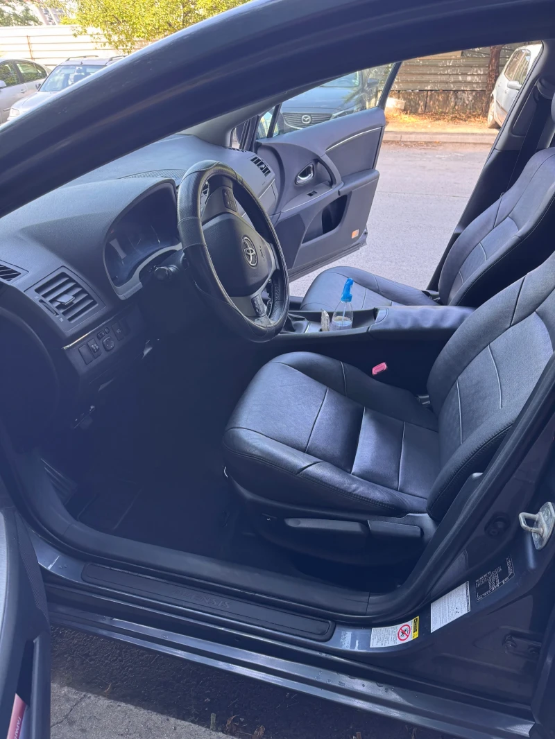 Toyota Avensis, снимка 9 - Автомобили и джипове - 52161788