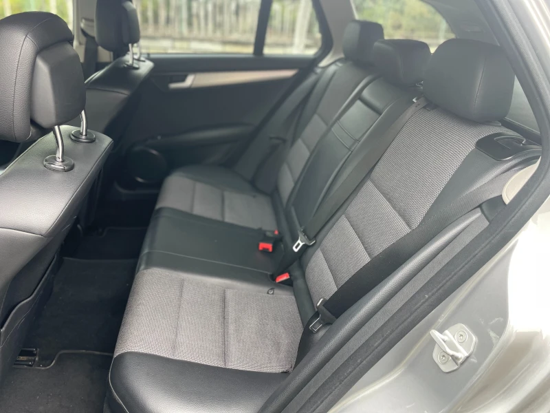 Mercedes-Benz C 350 Бензин, снимка 16 - Автомобили и джипове - 52025438
