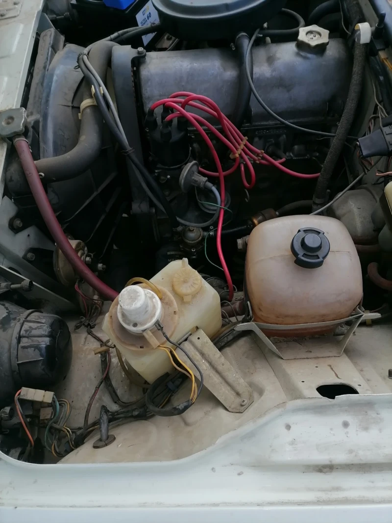 Lada 2105, снимка 11 - Автомобили и джипове - 52425663