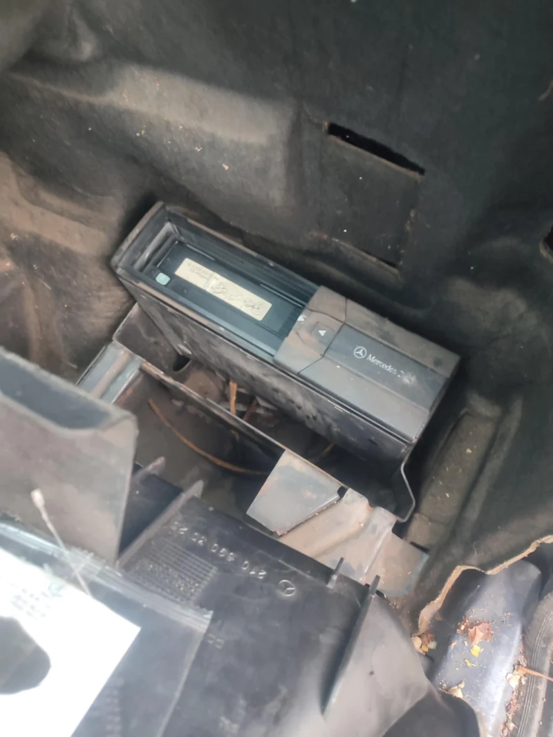 Mercedes-Benz E 300 W210 om606, снимка 7 - Автомобили и джипове - 53072264