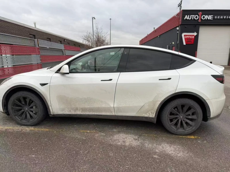 Tesla Model Y * Long Range * CARFAX * БЕЗ ПЪРВОНАЧАЛНА ВНОСКА, снимка 2 - Автомобили и джипове - 52868995