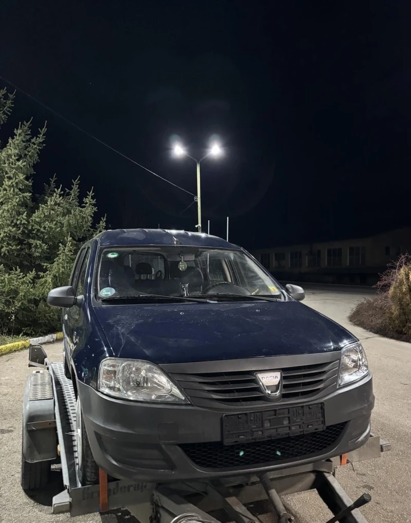 Dacia Logan 1.6, снимка 10 - Автомобили и джипове - 53089225