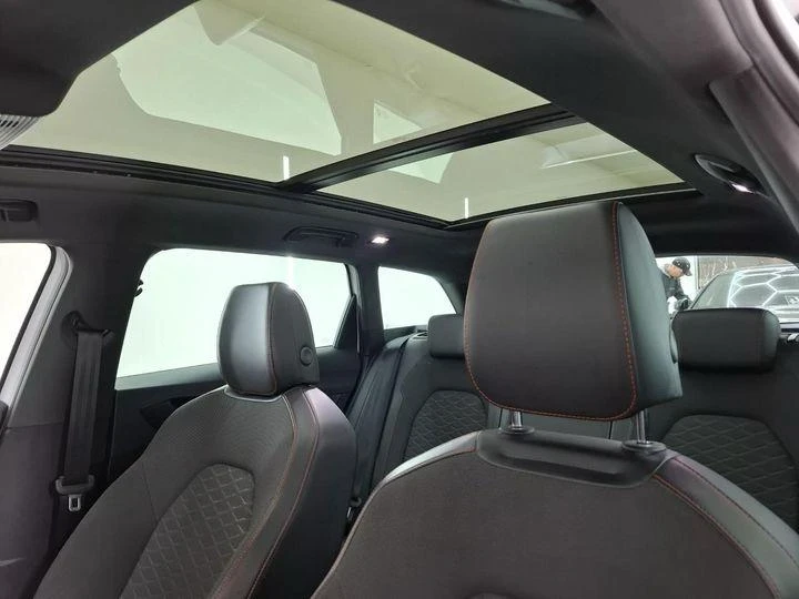 Seat Leon FR / 1.5 TSI, снимка 10 - Автомобили и джипове - 53184418