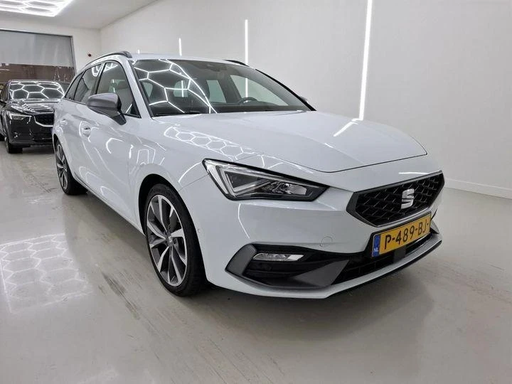 Seat Leon FR / 1.5 TSI, снимка 2 - Автомобили и джипове - 53184418