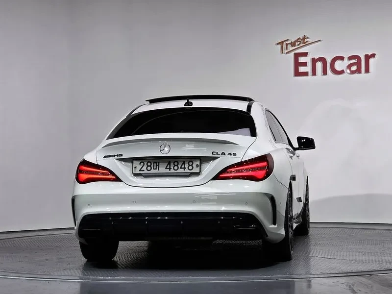 Mercedes-Benz CLA 2.5, снимка 4 - Автомобили и джипове - 54287828