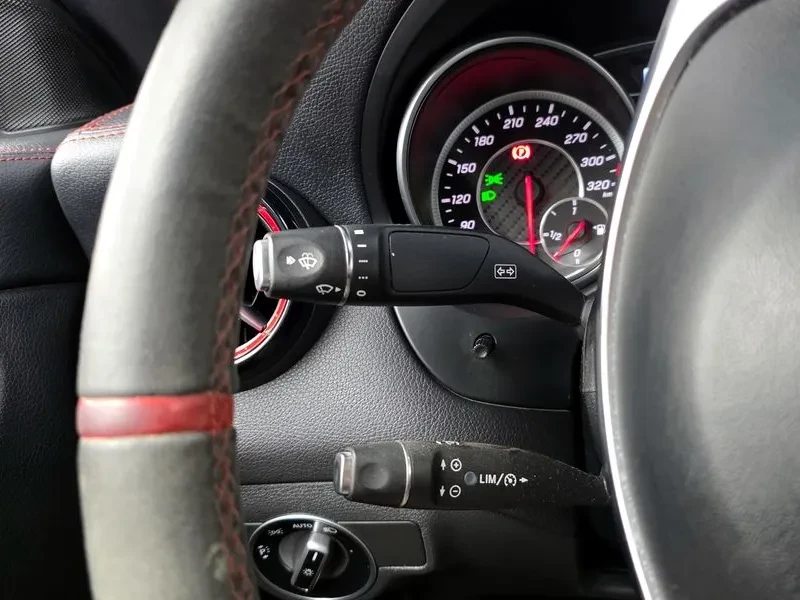 Mercedes-Benz CLA 2.5, снимка 17 - Автомобили и джипове - 54287828