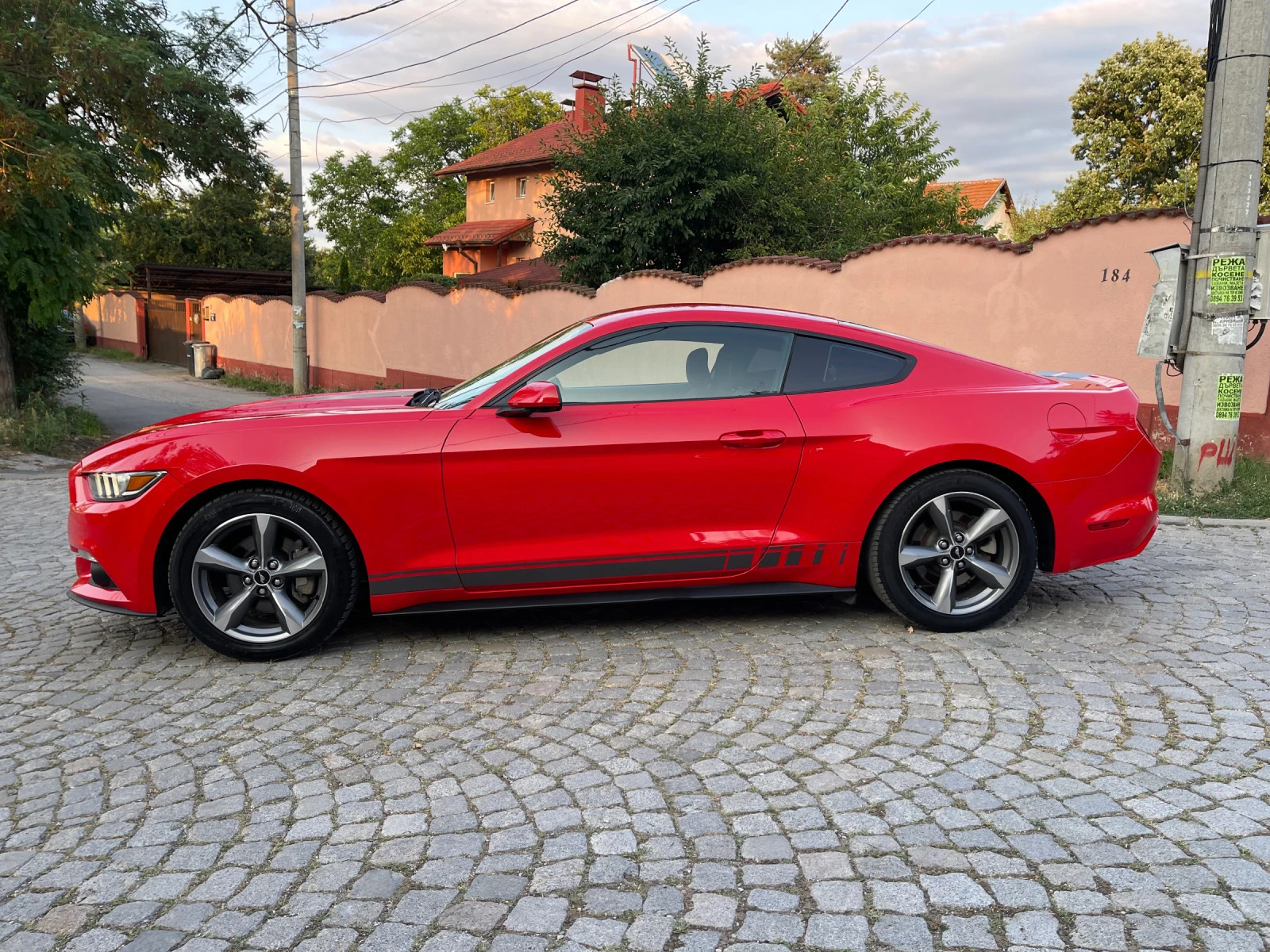 Ford Mustang VI, 3.7 V6, 304Hp, 6 ръчни скорости. 123000 Км! - изображение 4