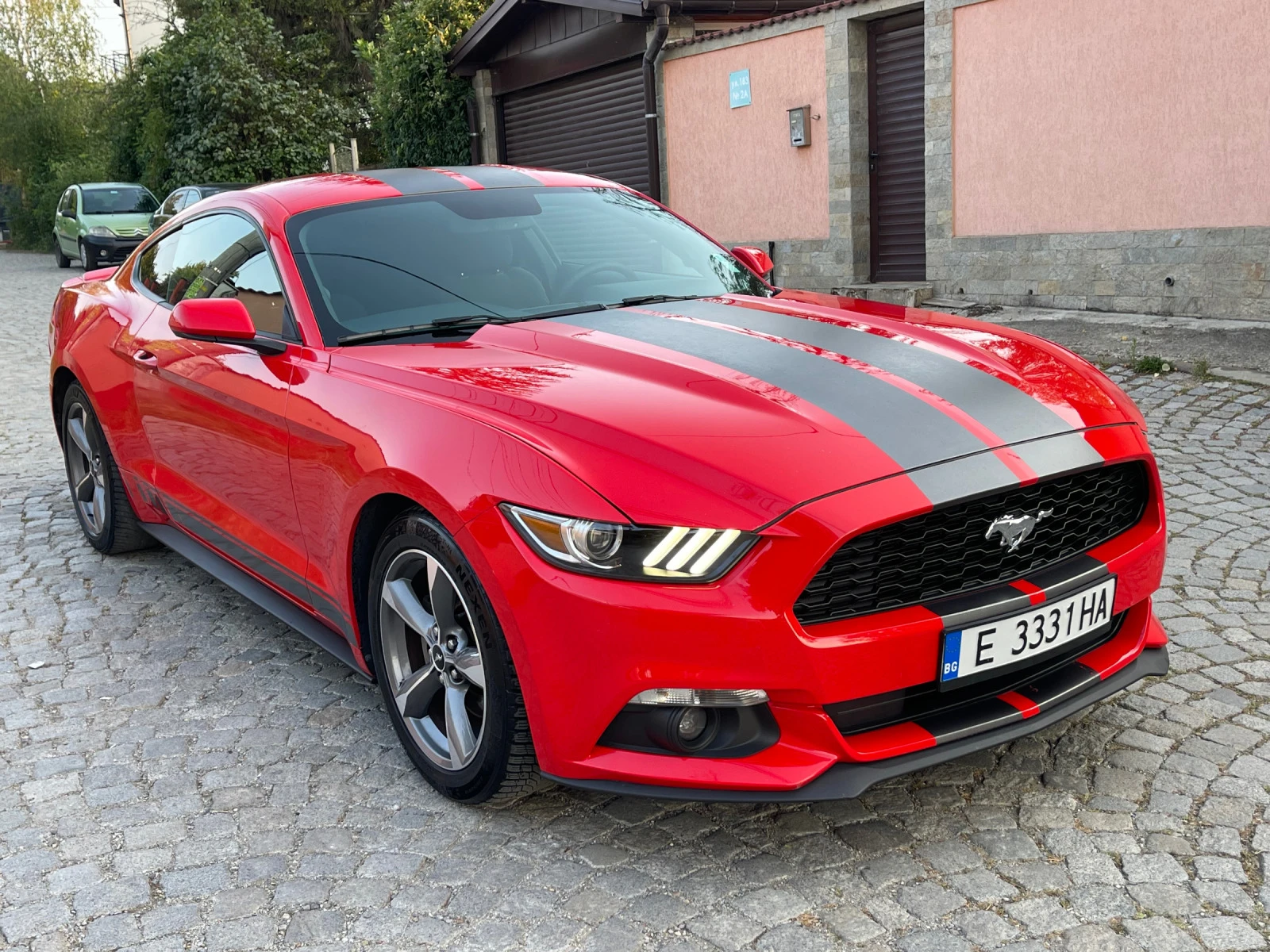 Ford Mustang VI, 3.7 V6, 304Hp, 6 ръчни скорости. 123000 Км! - изображение 2