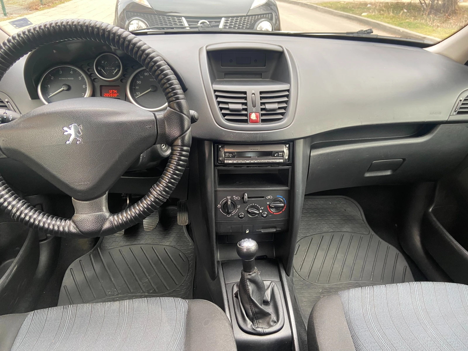 Peugeot 207 1.4I - изображение 10