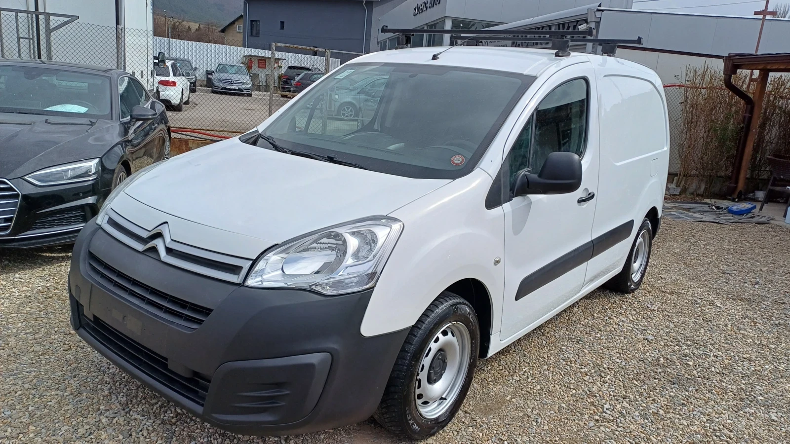 Citroen Berlingo 1.6HDI EURO 6B 3-места ЛИЗИНГ - изображение 6